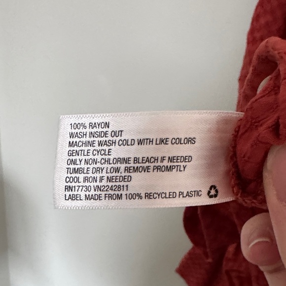 Universal Thread Deep Red V-Neck Blouse - Picture 5 of 6